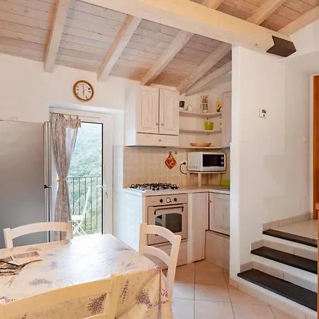 Casa Reanna 아파트